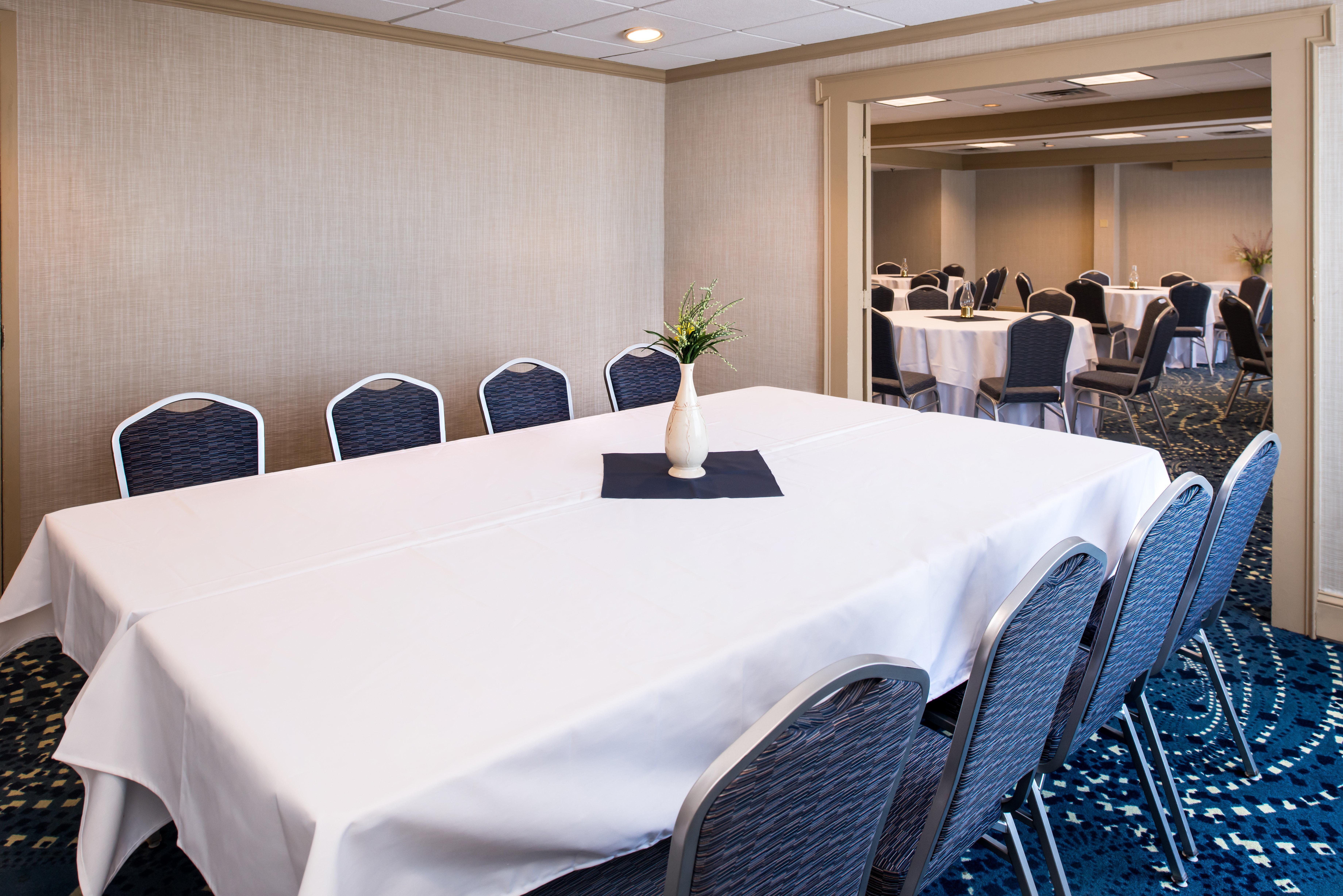Holiday Inn Concord Downtown, An Ihg Hotel Esterno foto
